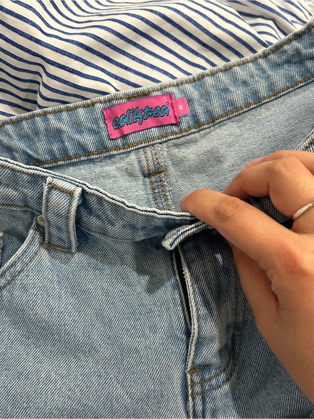 Edikted Denim Carpenter Shorts - Picture 5 of 7